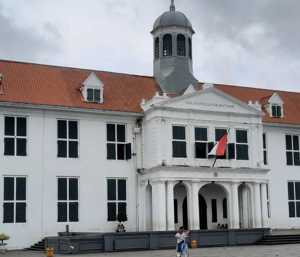 1. Kota Tua Jakarta (Mirip Kota Amsterdam, Belanda).jpg