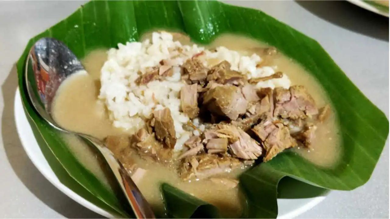 1. Nasi Gandul Pak Memet.jpg