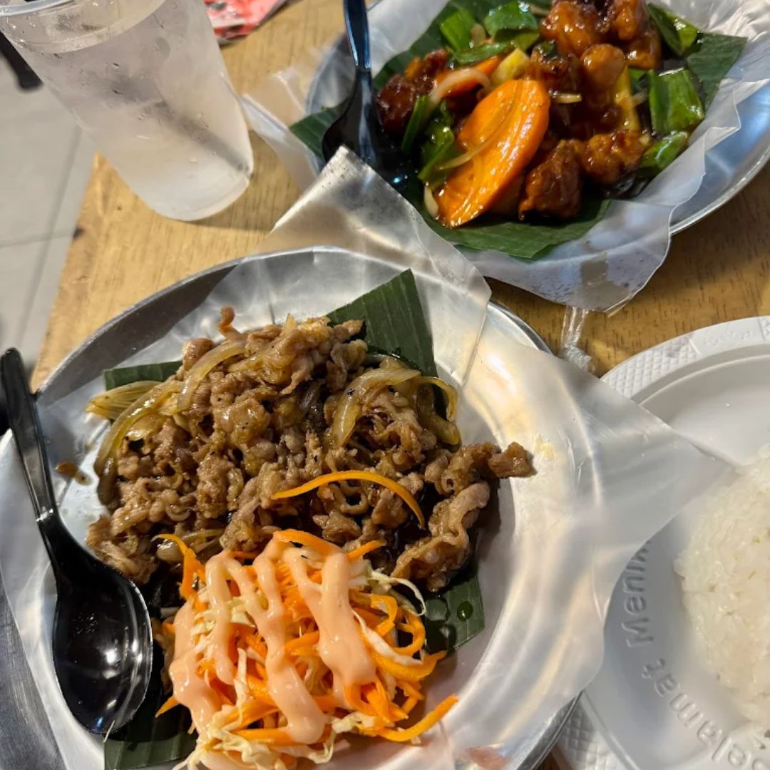 2. Kedai Penuh Nikmat.jpg