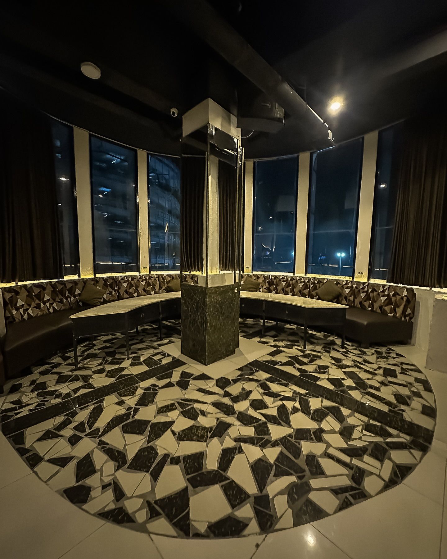 2. Venus Karaoke Tangcity.jpg