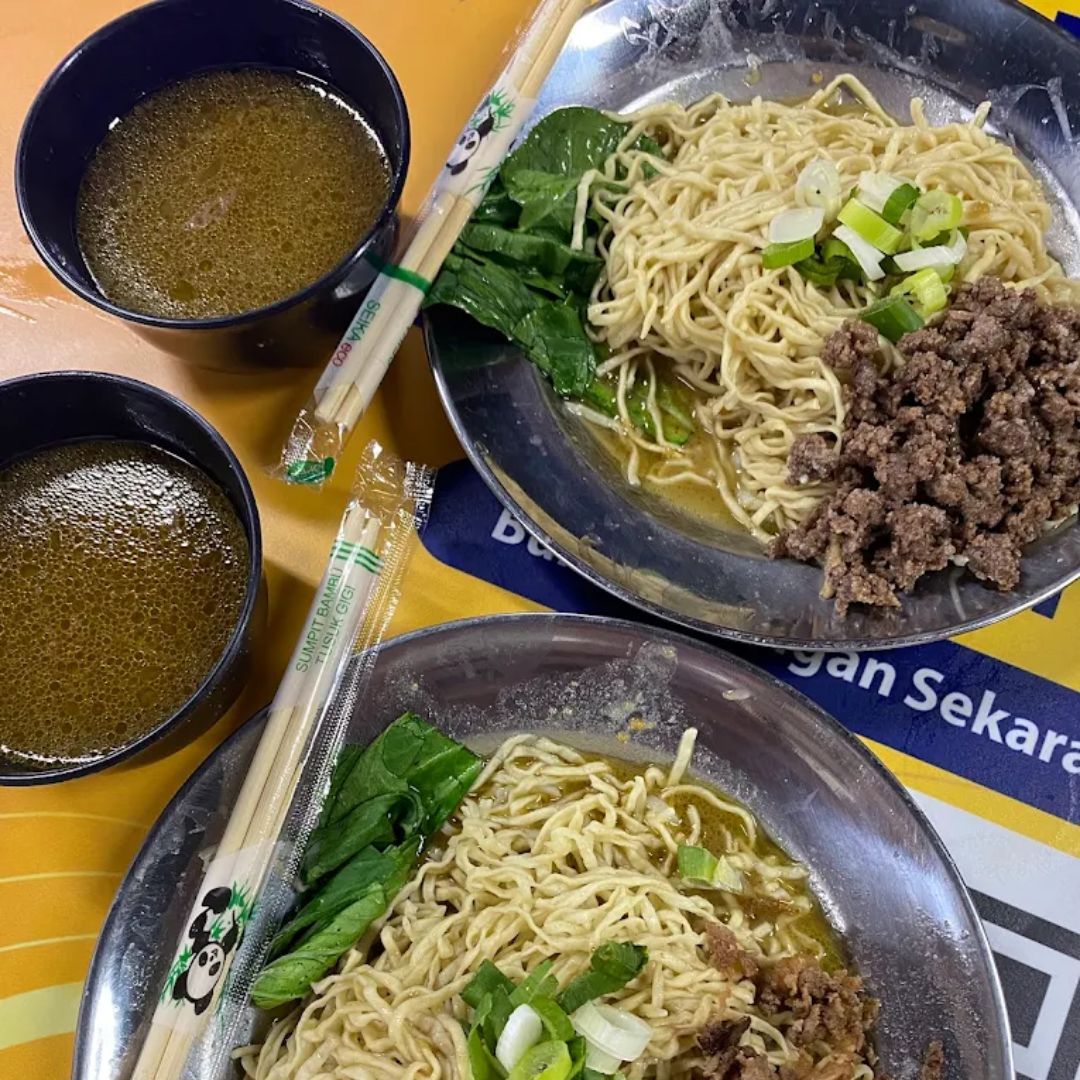 5. Bakmi Sapi Legenda.jpg