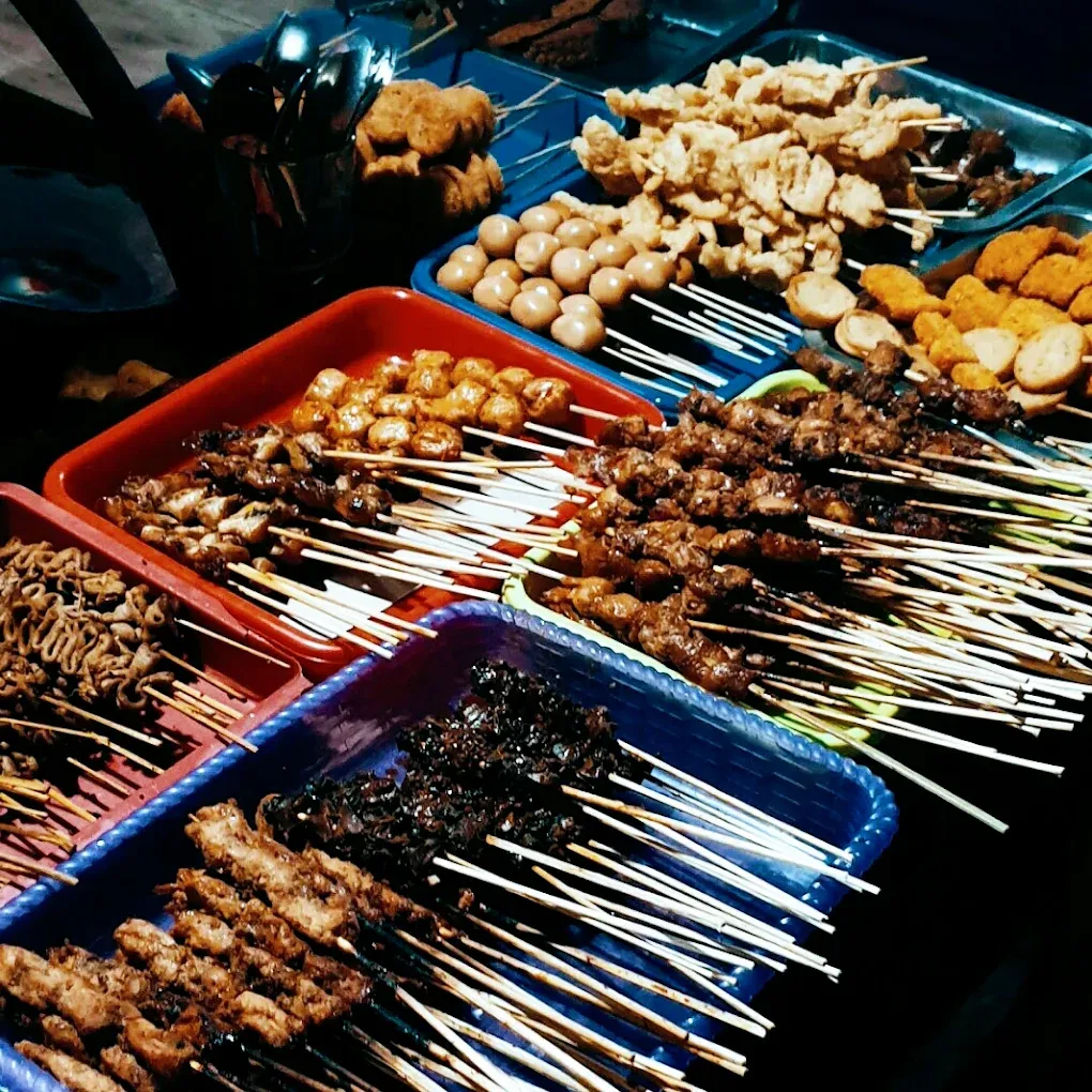 Angkringan Kopi Joss Lik Man.webp