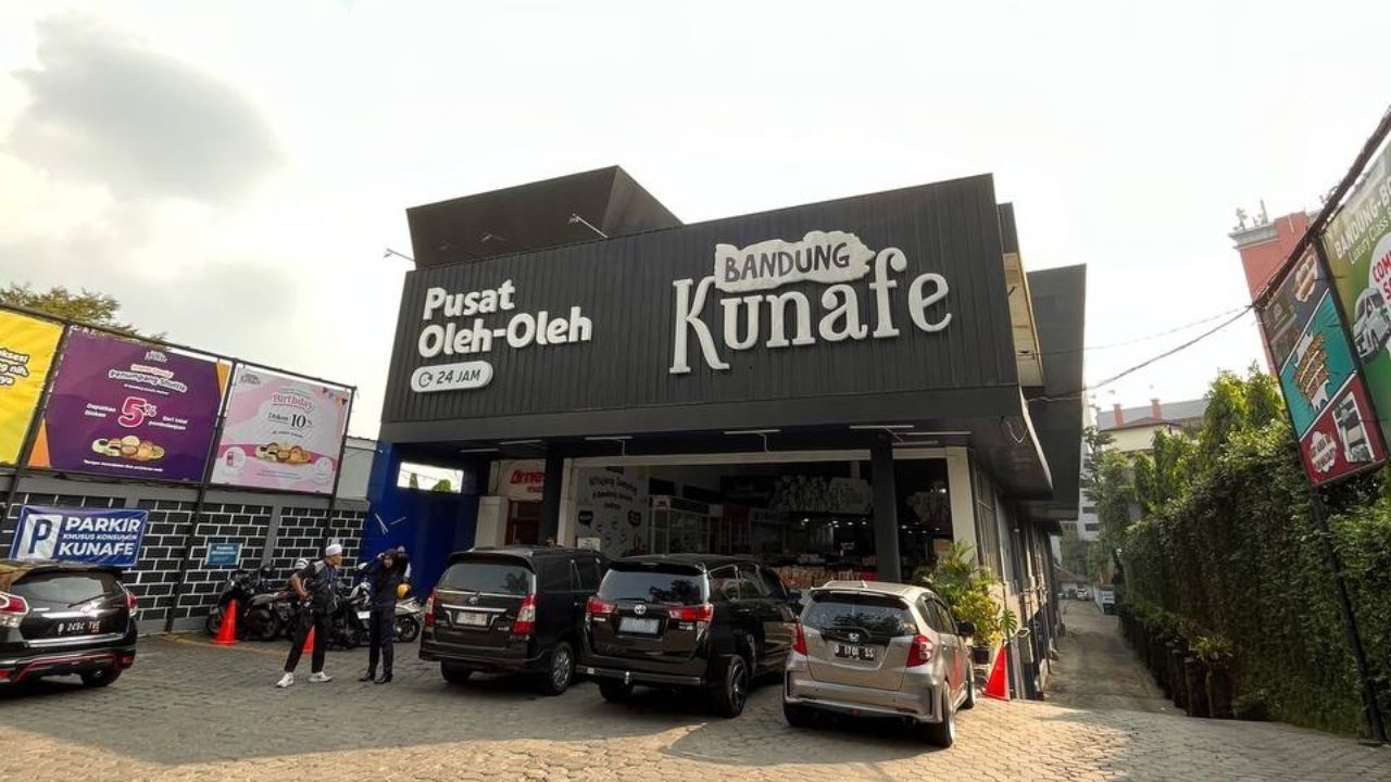 Bandung Kunafe Pasteur.jpg