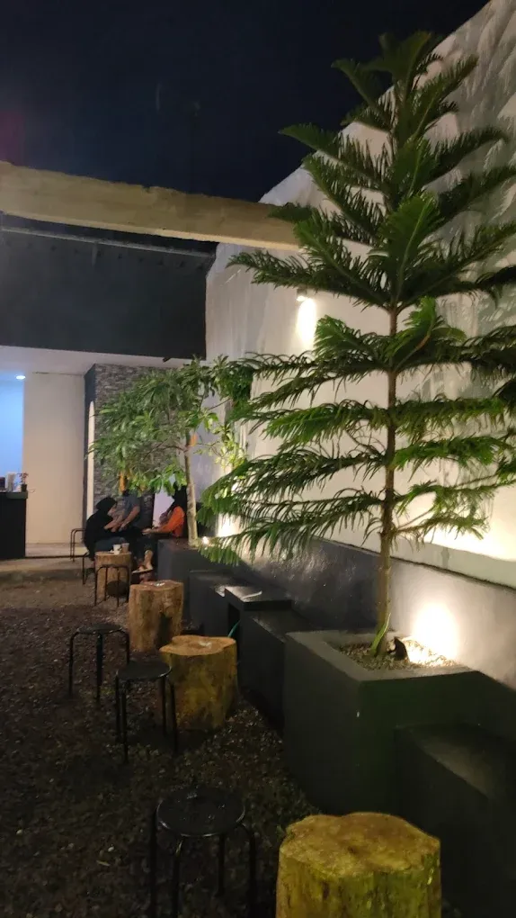 Coffee Shop 0254.webp