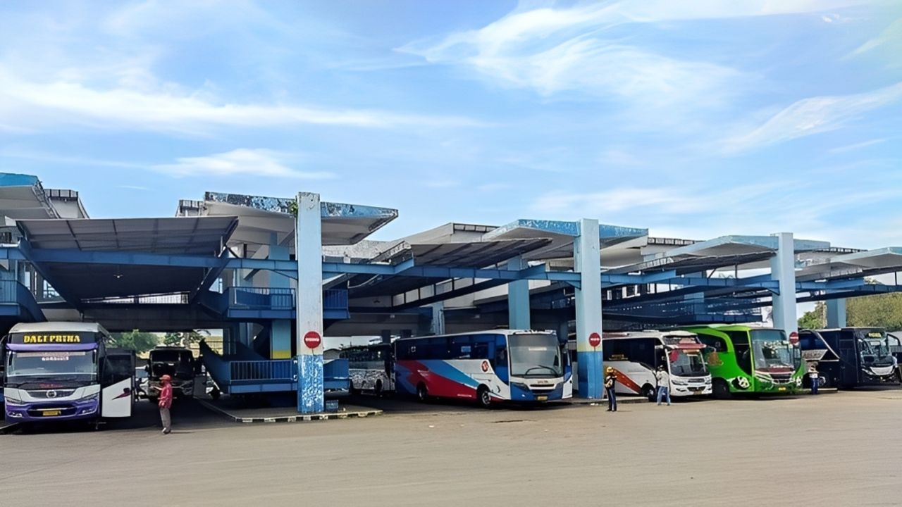 Daftar Bus Antarkota dan Jaringan Angkutan Terminal Arjosari.jpg
