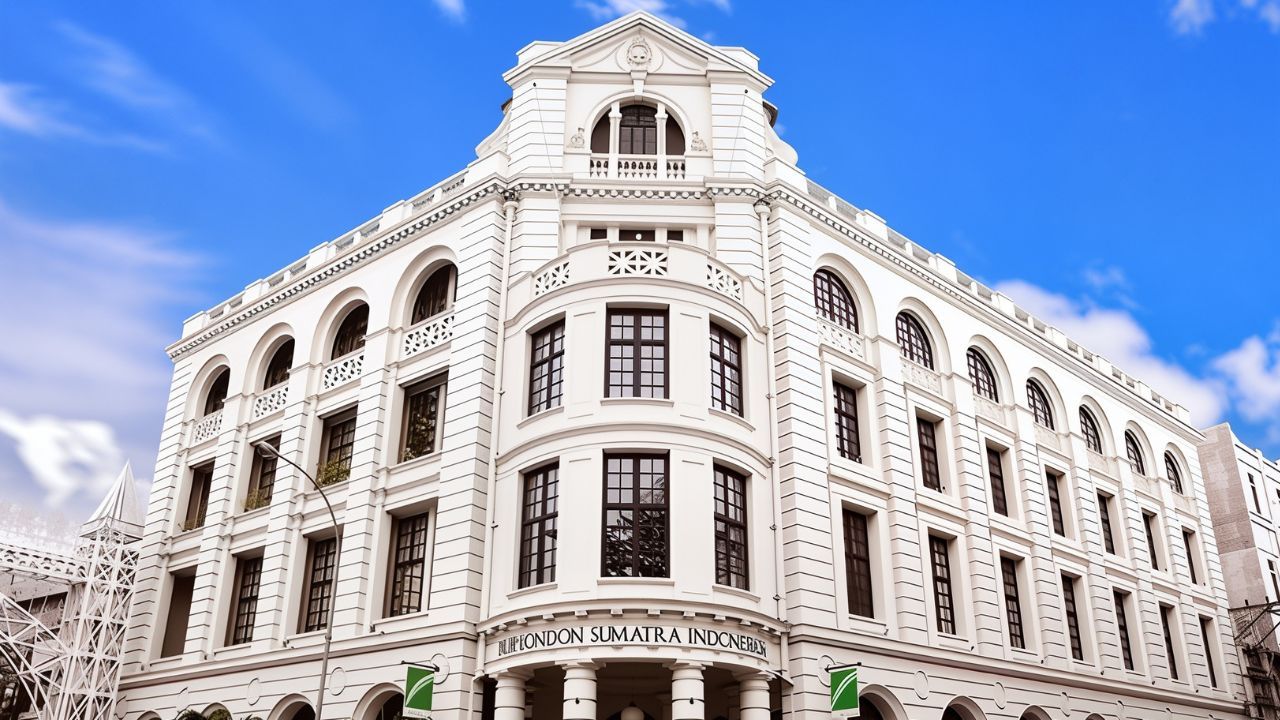 Gedung London Sumatera.jpg