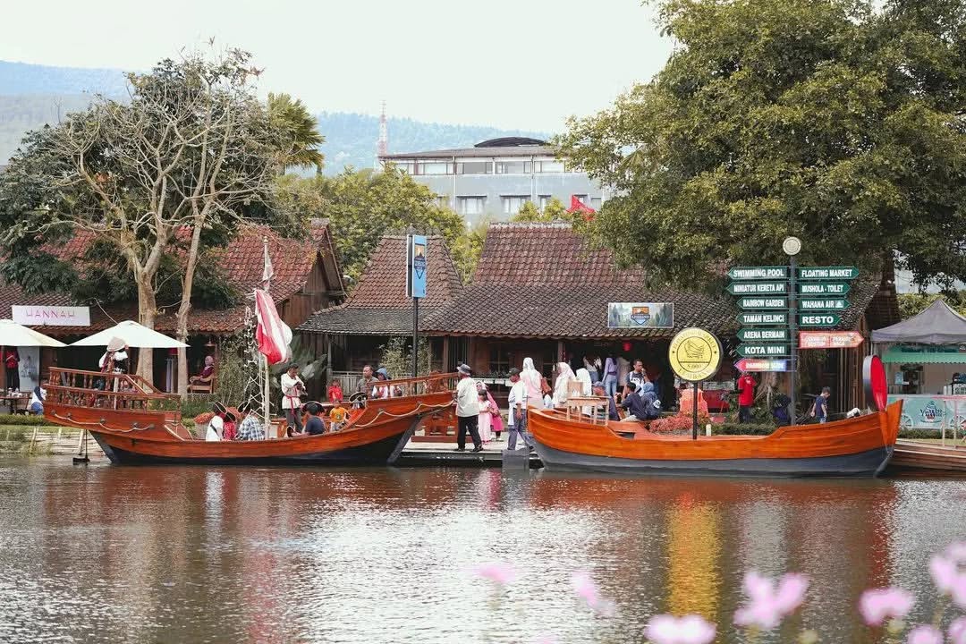 Lokasi dan Fasilitas Floating Market Lembang .jpg