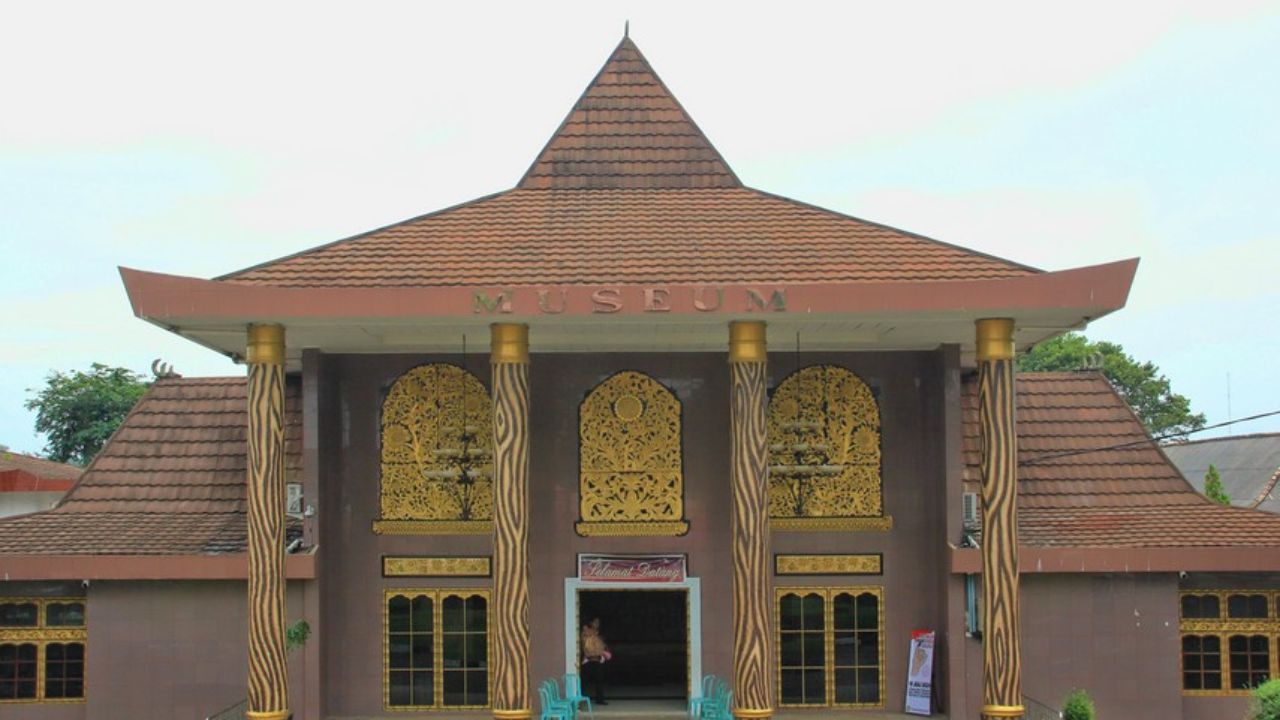 Museum Balaputra Dewa.jpg