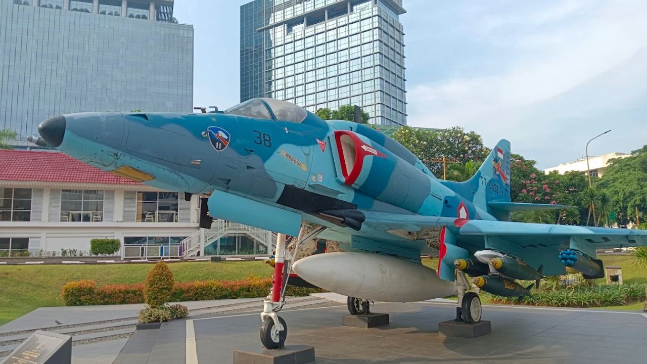 Museum Satria Mandala.jpg