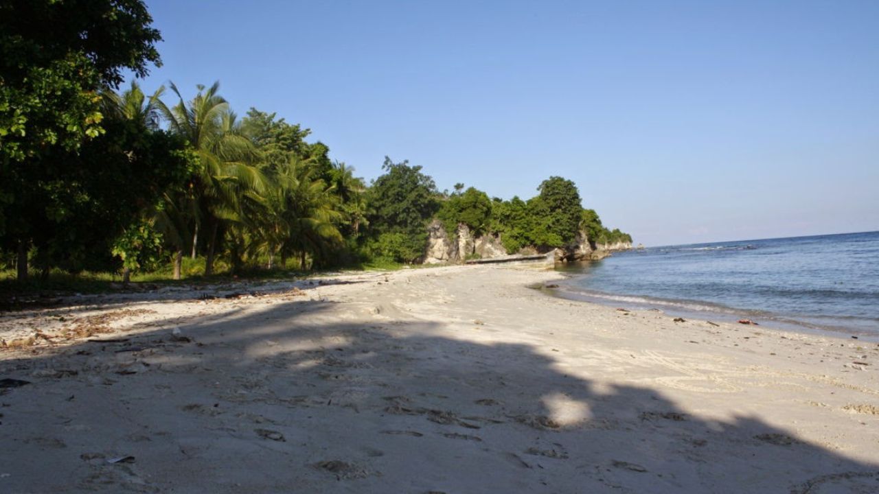 Pantai Muara Gembong.jpg