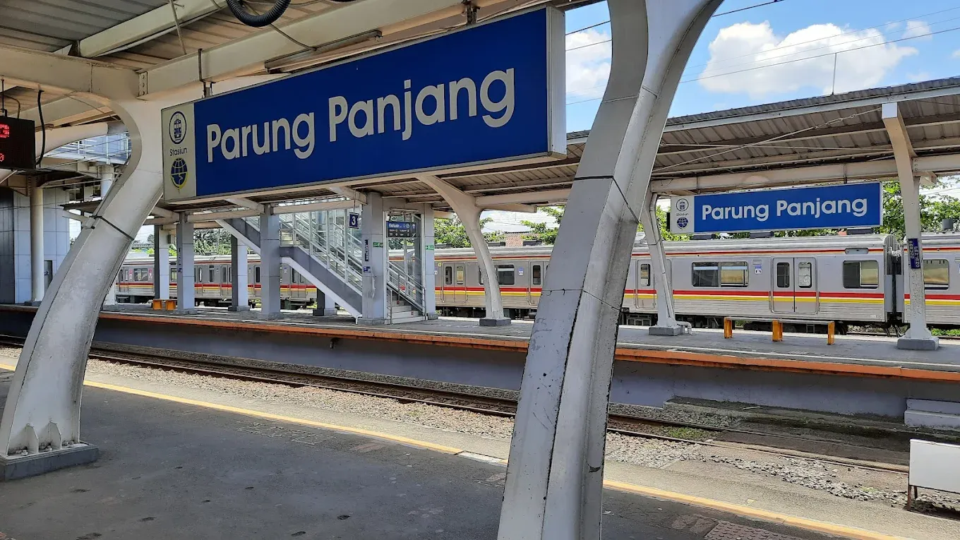 Stasiun Parung Panjang: Lokasi, Rute, Jadwal, Fasilitas, dan Tarif