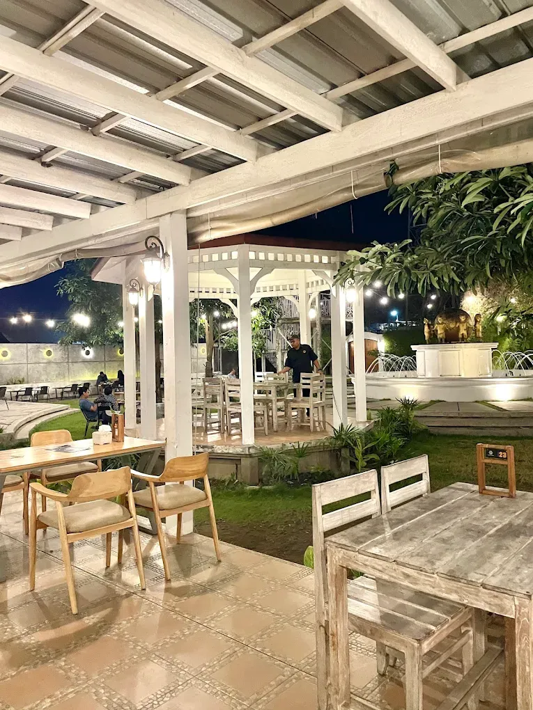 Secret Garden Coffee and Chocolate.webp