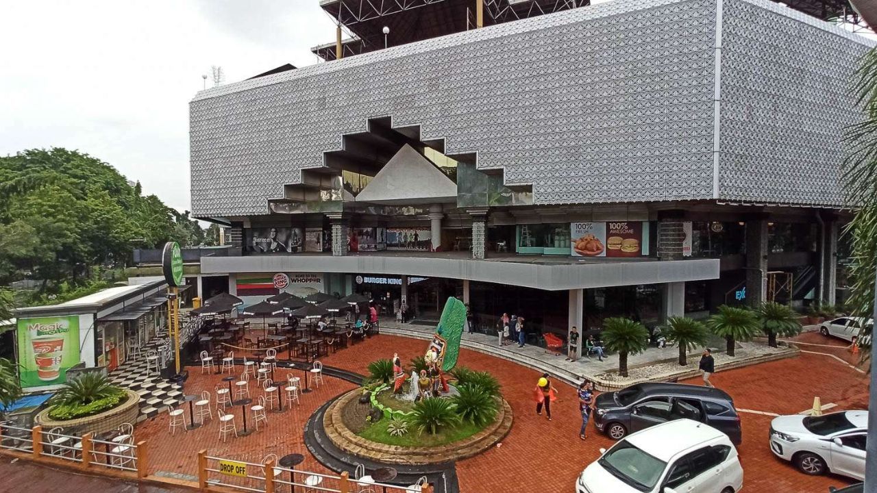 Sejarah Plaza Surabaya.jpg
