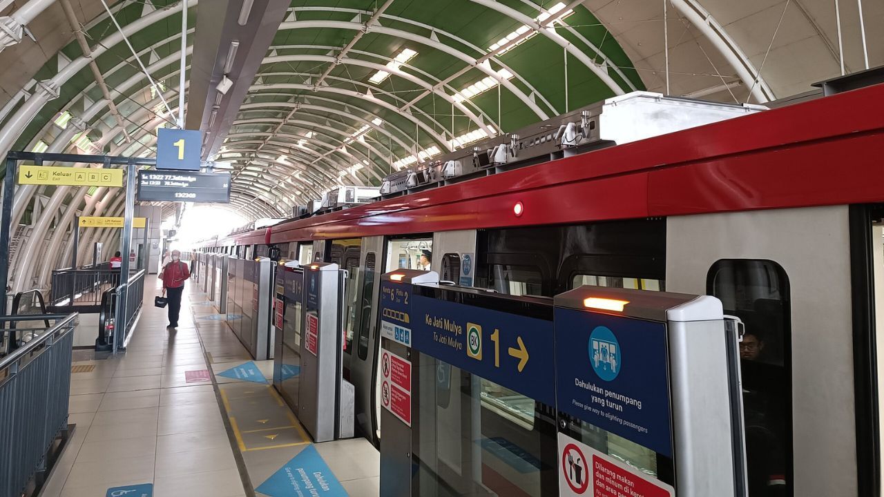 Seputar LRT Bekasi Barat.jpg