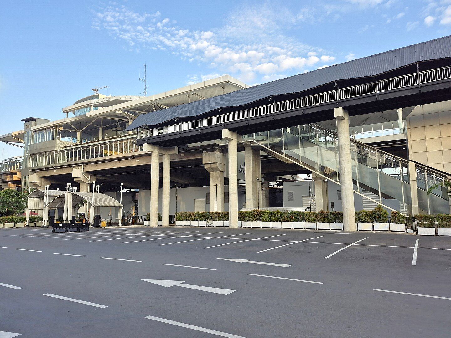 Stasiun LRT Boulevard Utara