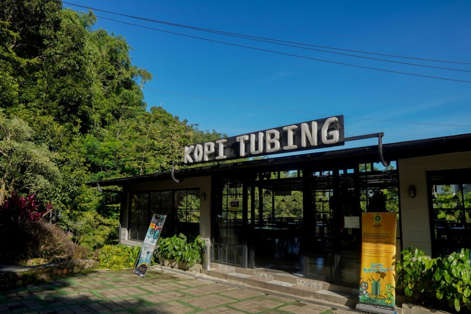 Tampak depan Kopi Tubing.jpg
