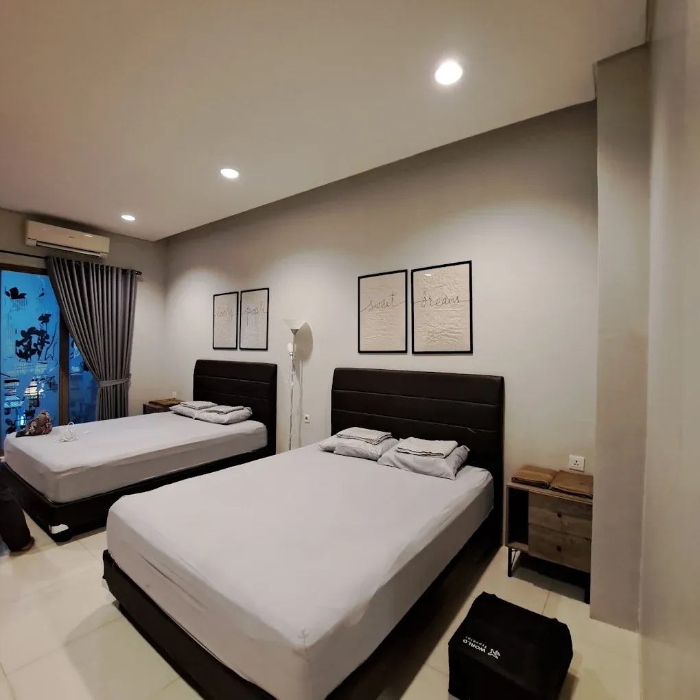 The Packer Lodge.webp