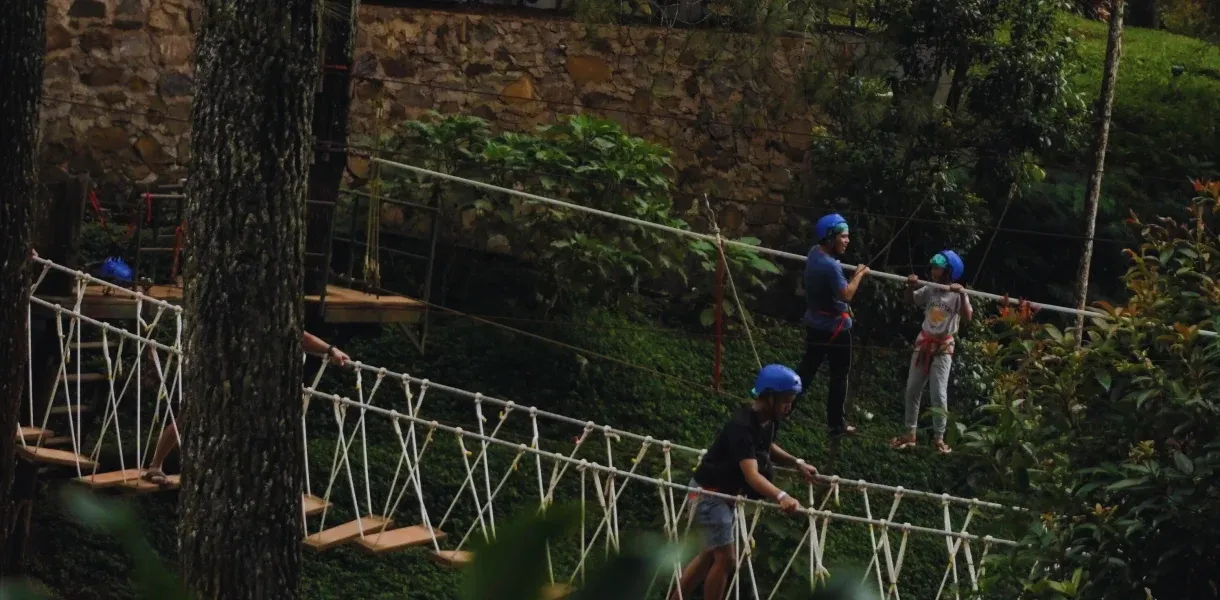 Wahana Terminal Grafika Cikole.jpg