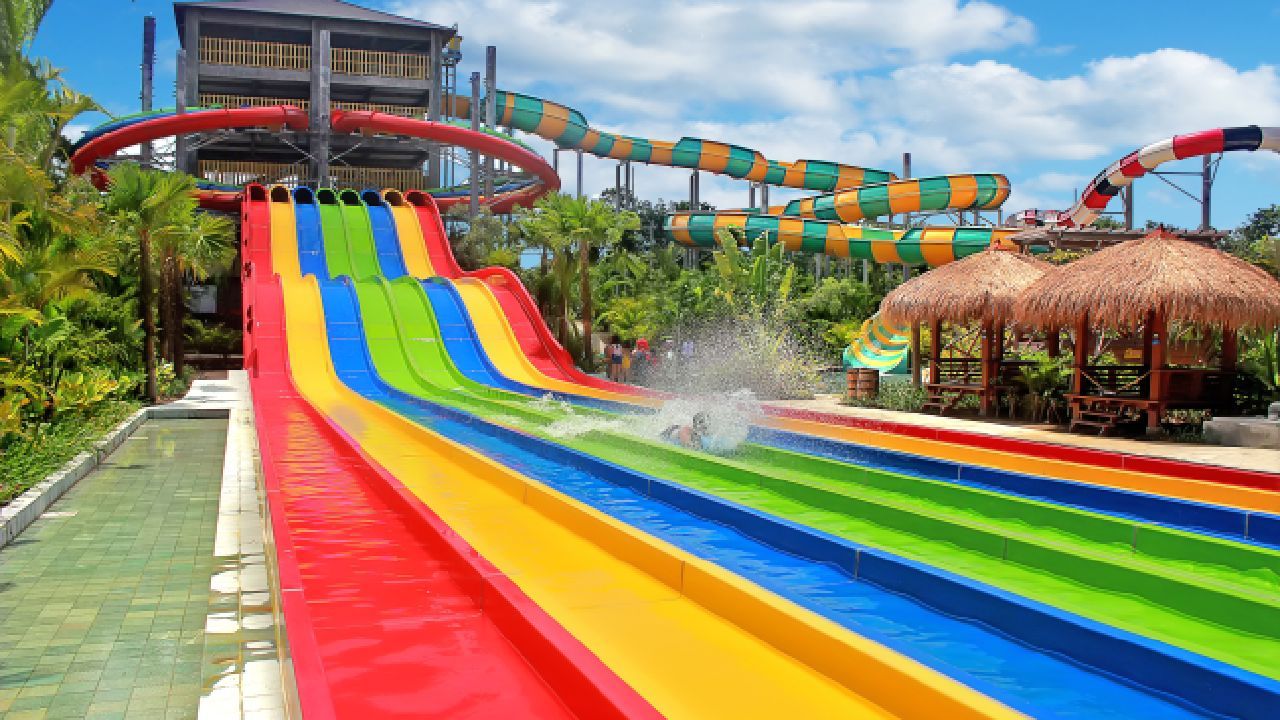 Wahana di Waterboom Jogja.jpg