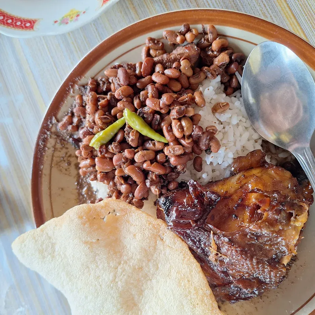 Warung Brongkos Handayani.webp