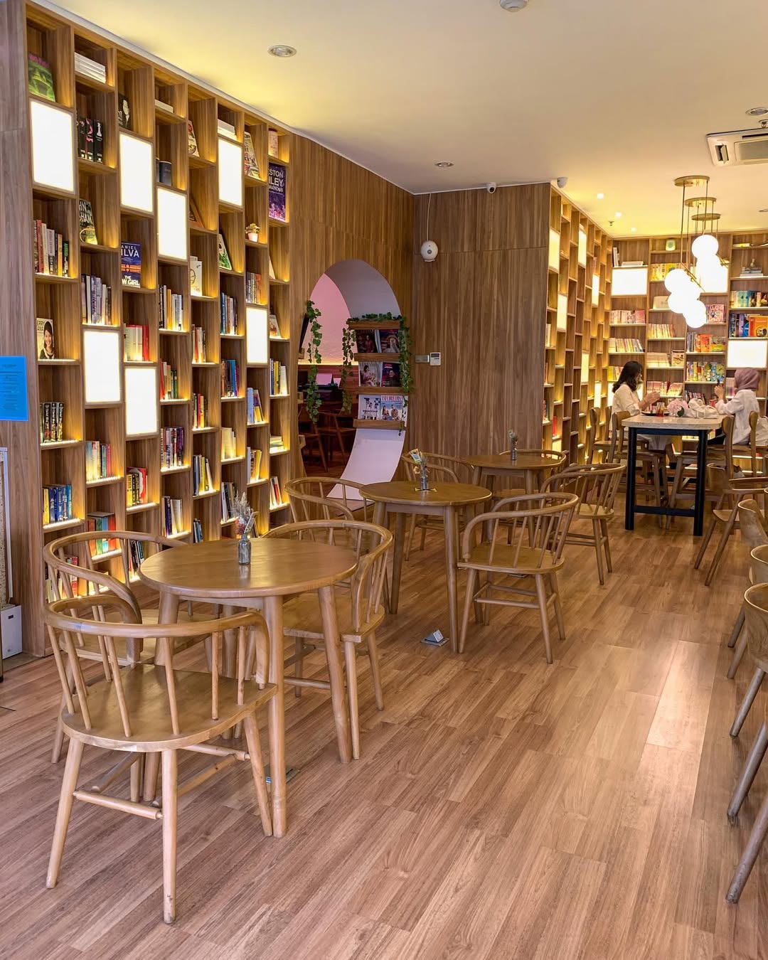 book cafe surabaya, The Library Coffee & Pastries.jpg