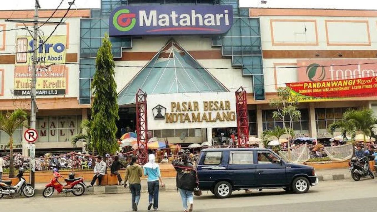 gambar pasar besar malang.jpg