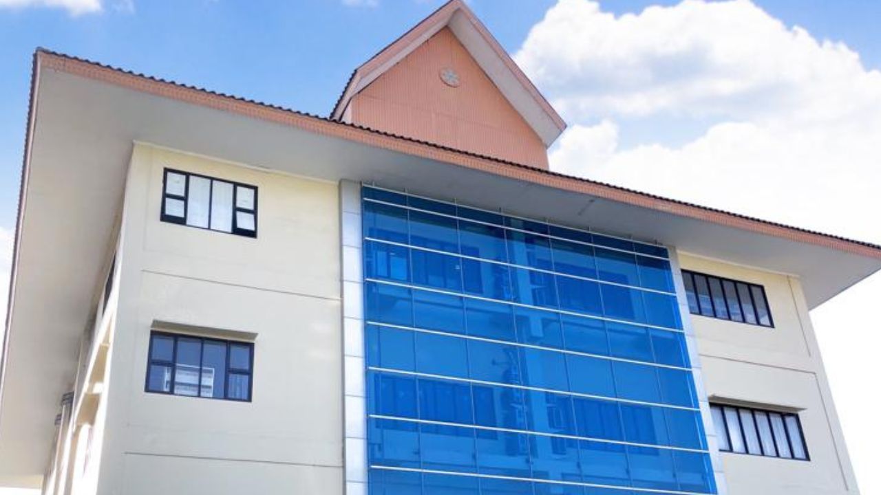 gambar perpustakaan jakarta timur.jpg