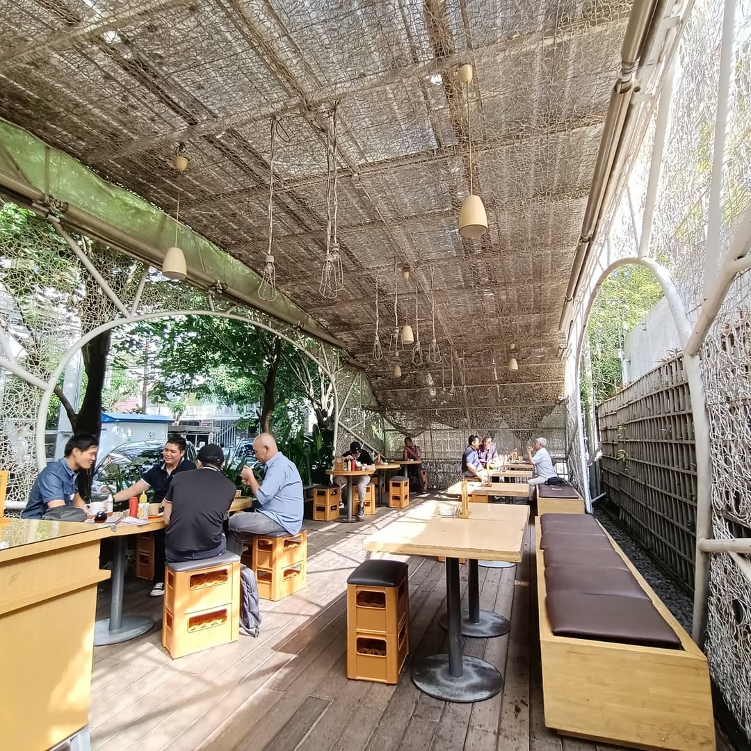 hummingbird eatery and space.jpg