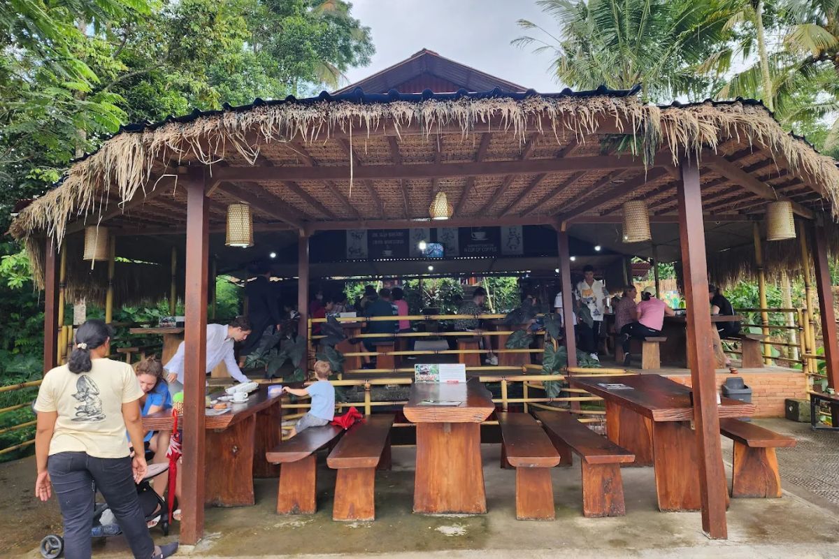 jam buka segara windhu coffee plantation