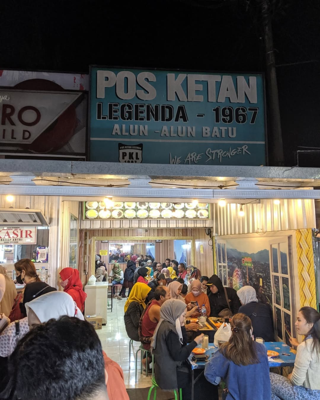 kuliner batu malang, pos ketan legenda 1967.jpg