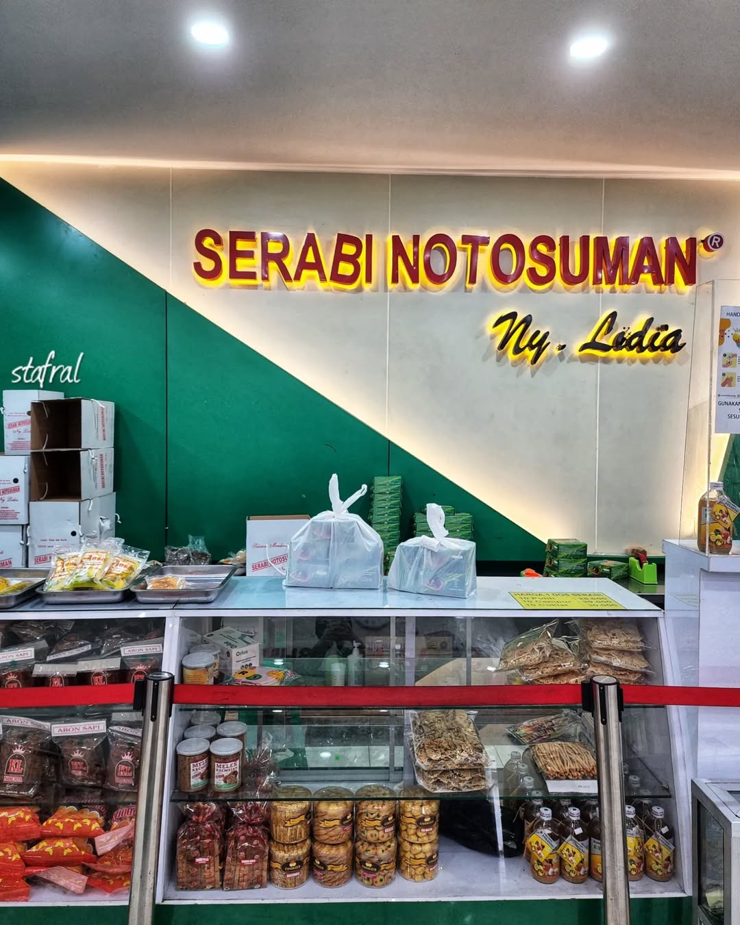 kuliner solo dekat stasiun purwosari, serabi notosuman.jpg