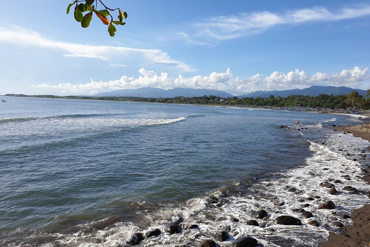 lokasi pantai medewi