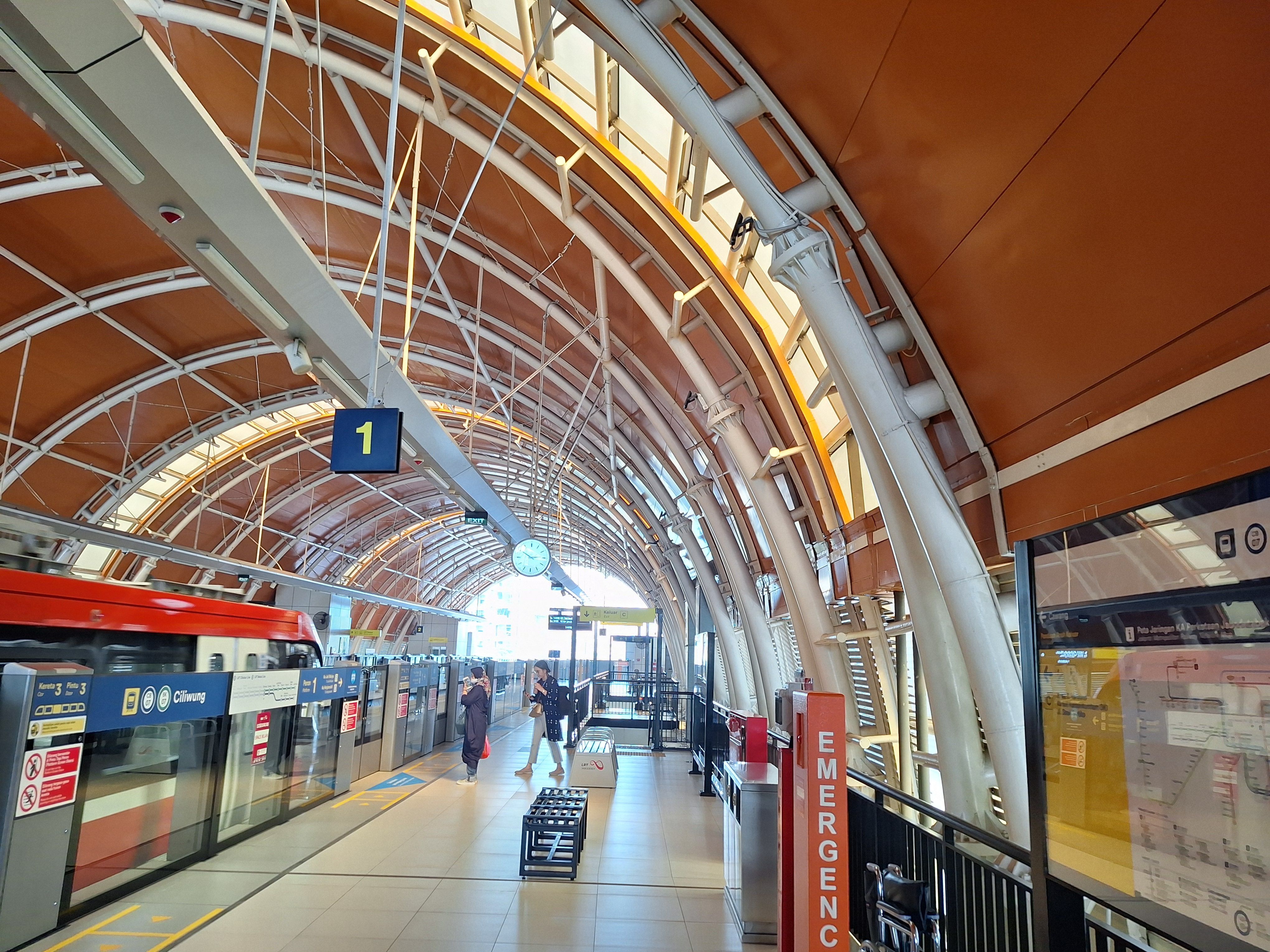 Stasiun LRT Ciliwung