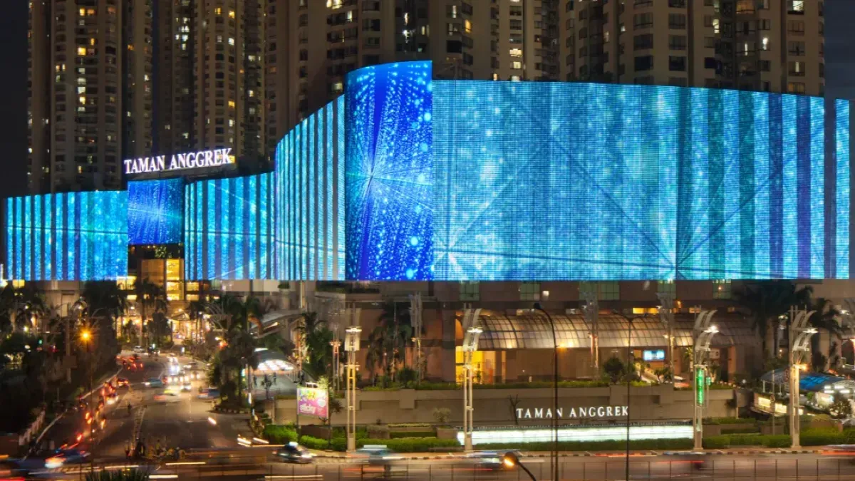 mall taman anggrek.jpg