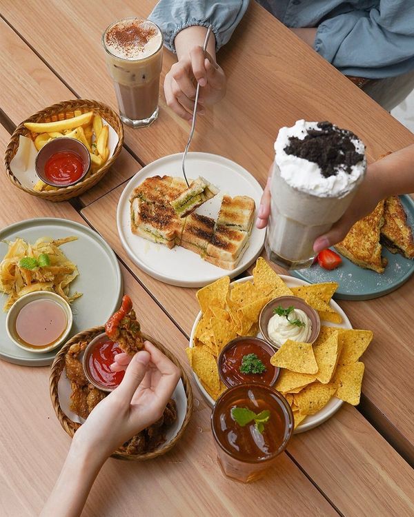 Furkan Hotel Roti 5 Rekomendasi Tempat Makan Jakarta Selatan 24 Jam