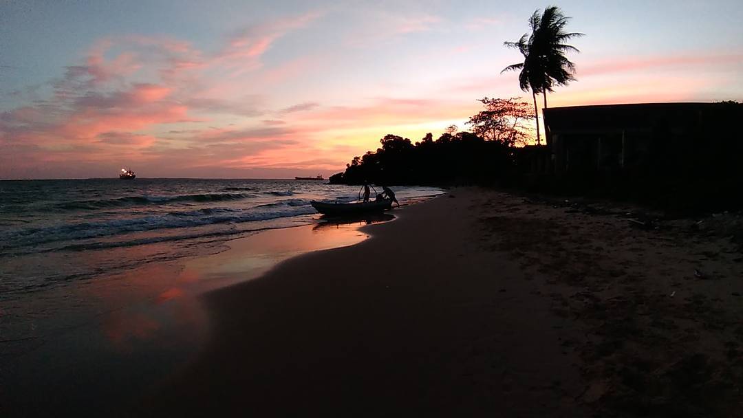 pantai melawai balikpapan.jpg