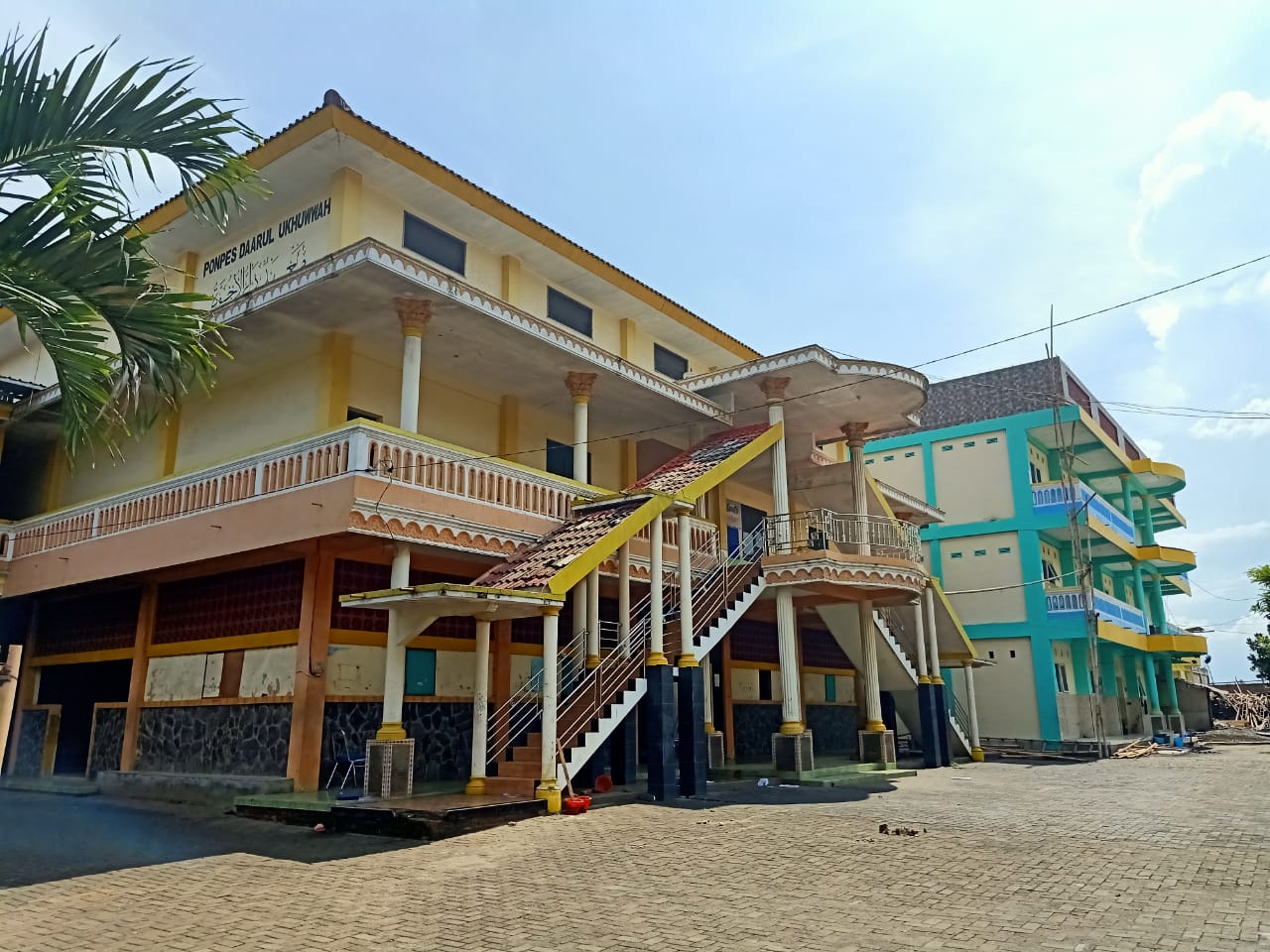 pondok pesantren mahal di malang, daarul ukhuwah.jpeg