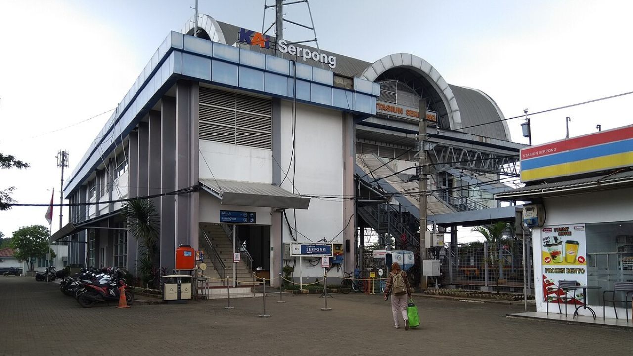 Stasiun Serpong