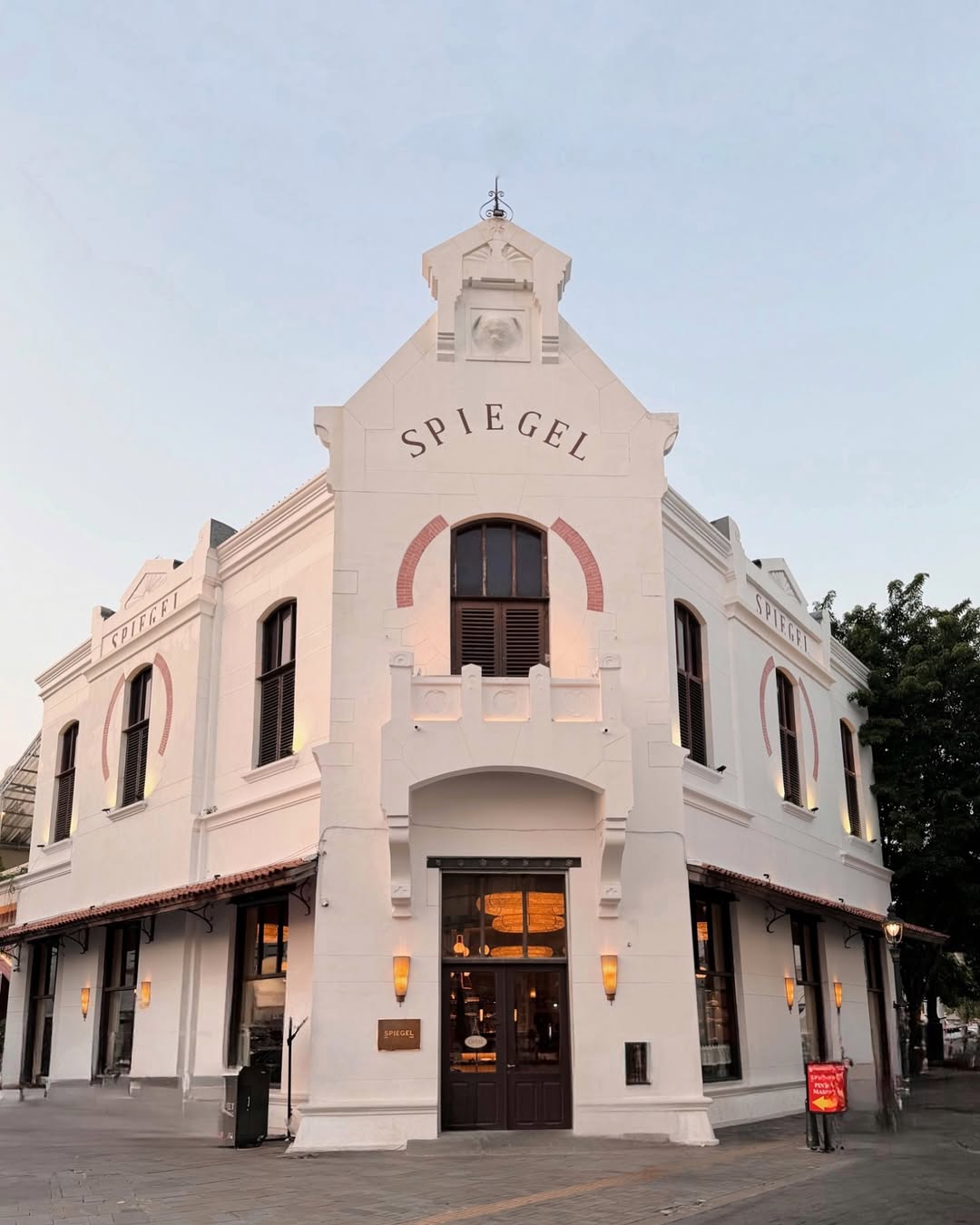 spiegel semarang.jpg