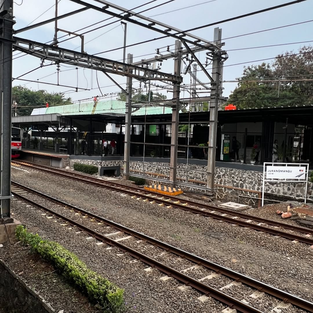 stasiun jurang mangu.jpg