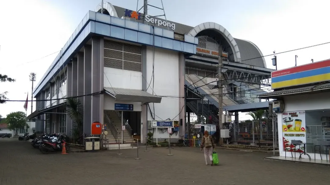 Stasiun Serpong