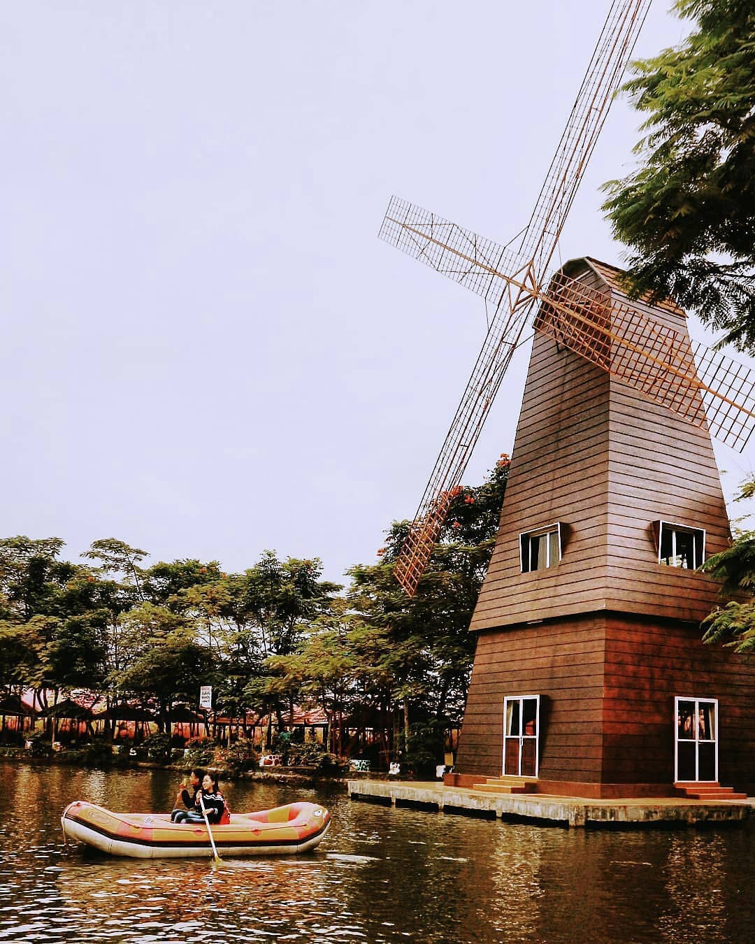 taman wisata matahari.jpg