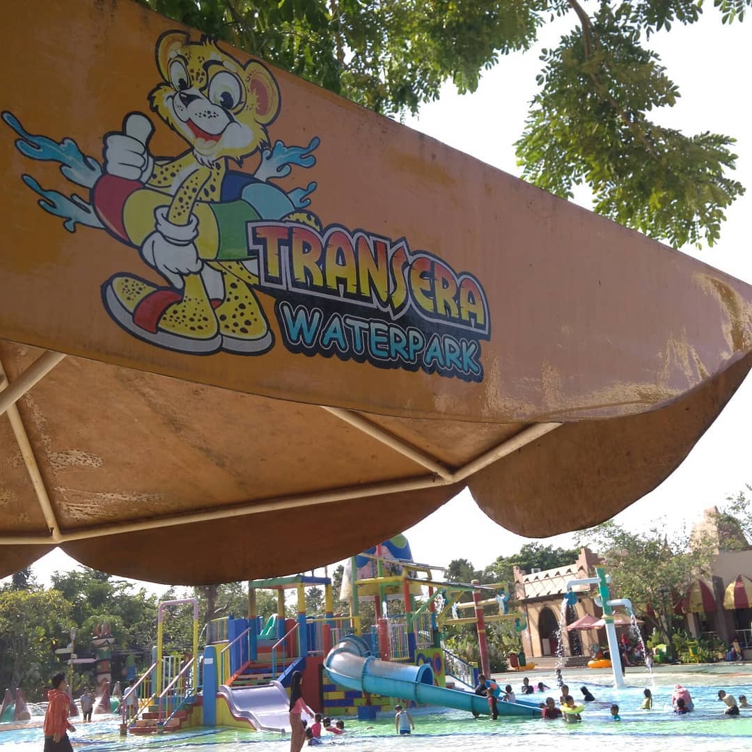 tempat wisata bekasi murah meriah, transera waterpark.jpg