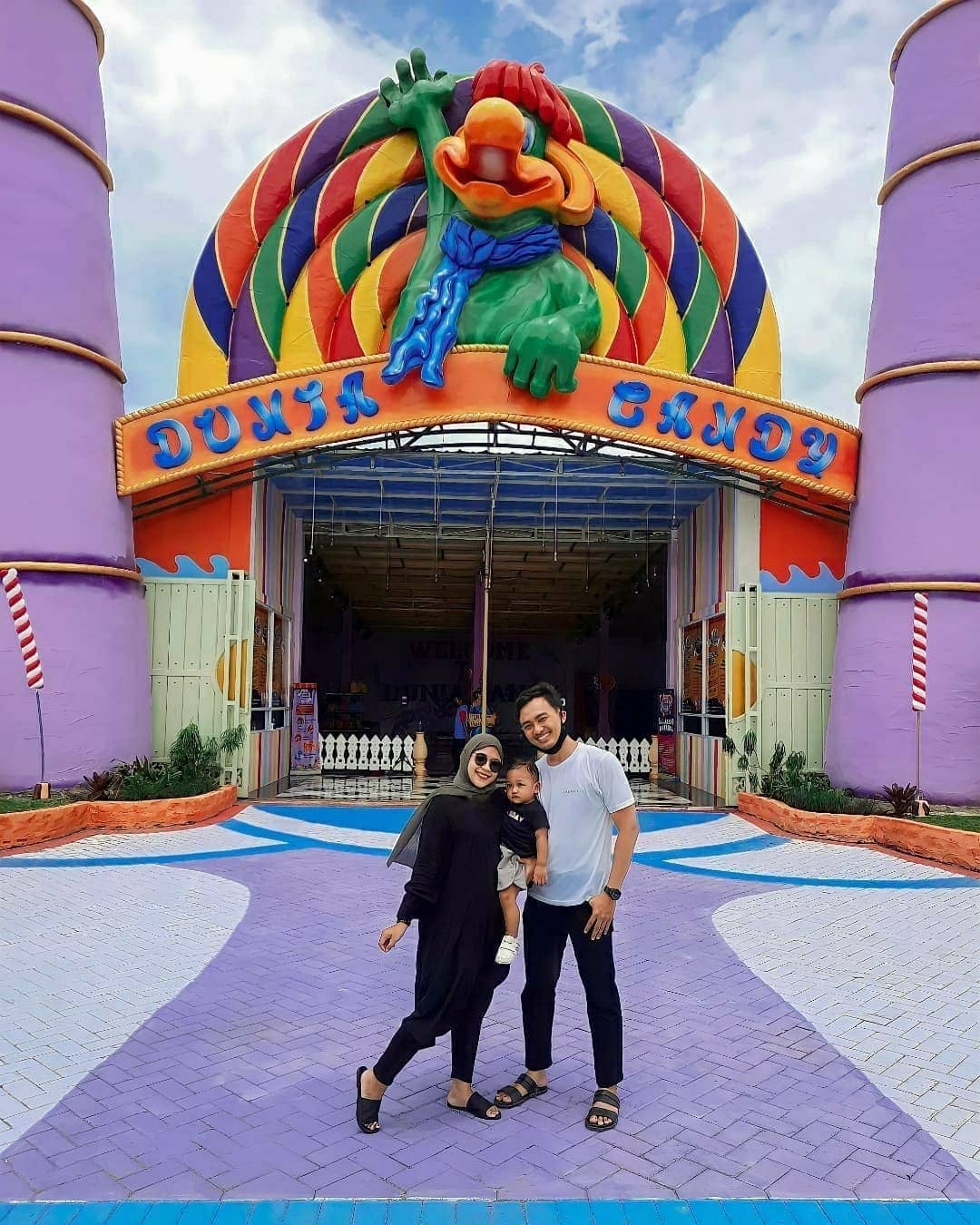 tempat wisata di kediri untuk anak anak, wisata dunia candy.jpg