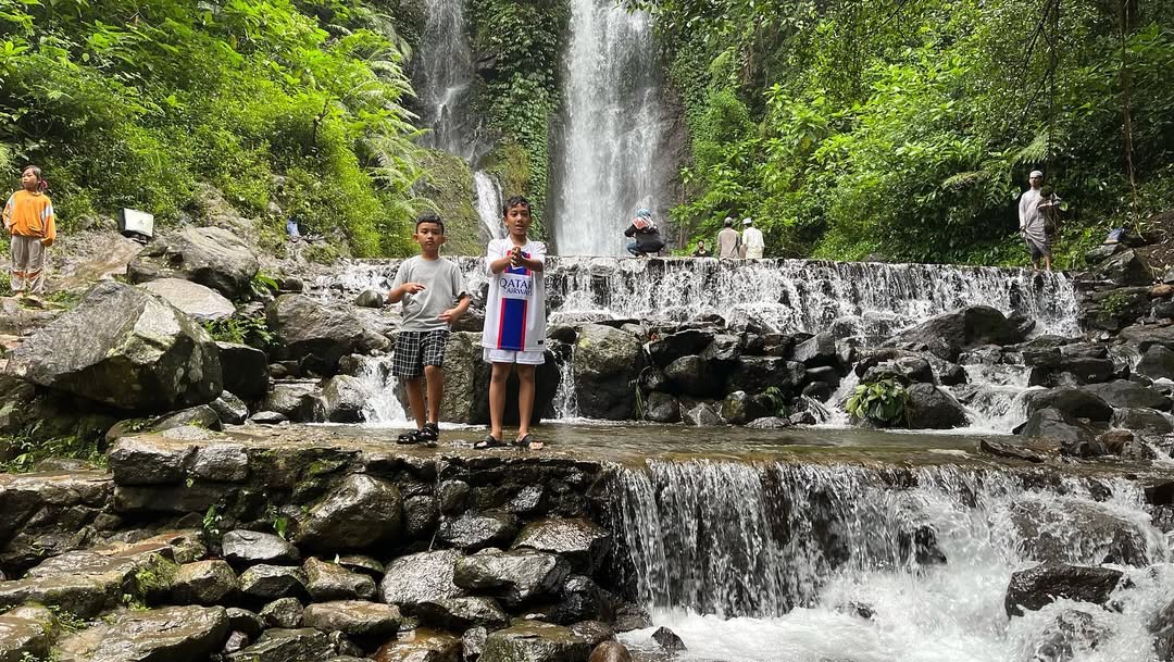 tempat wisata di puncak bogor untuk anak, curug 7 cilember.jpg