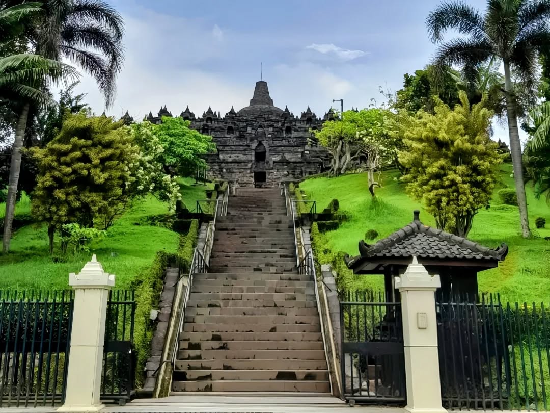 tempat wisata magelang untuk anak, candi borobudur.jpg