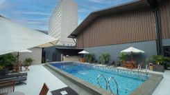 4 Rekomendasi Hotel Jakarta Timur yang Ada Kolam Renang
