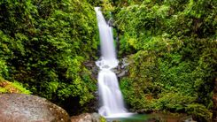 Air Terjun Sekar Langit Magelang: Daya Tarik, Mitos, Rute, dan Harga Tiket