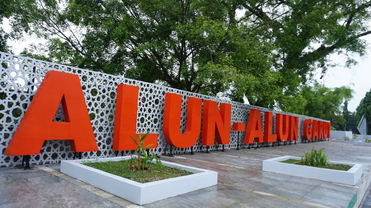 wisata alun alun garut.jpg